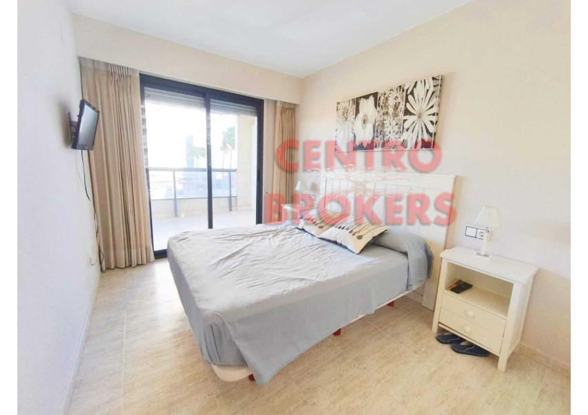 Apartament w I linii plaży z basenem w Cullera, Walencja